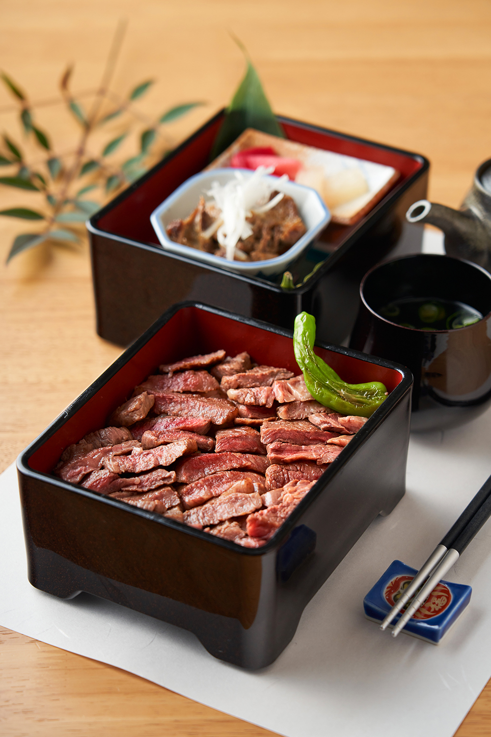 肉と庭まつを